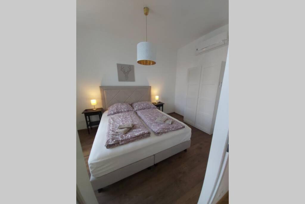 Lovely New 2 Bedroom Near Hannovamarkt Vienna Exterior photo